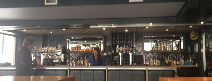 The George Birkbeck Bar is one of Locais curtidos por Shane.