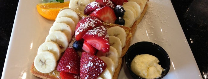 Keke's Breakfast Cafe is one of Posti che sono piaciuti a Suz.