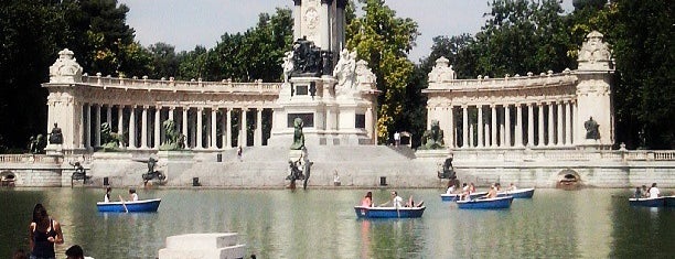 Parque del Retiro is one of Spain.