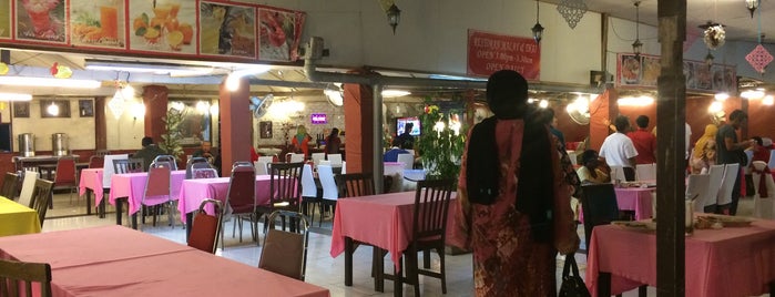 Malay Thai Restaurant is one of sai.