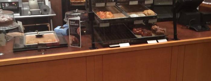 Panera Bread is one of Food Commons.