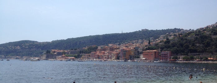 Plage des Marinières is one of Французская Ривьера.