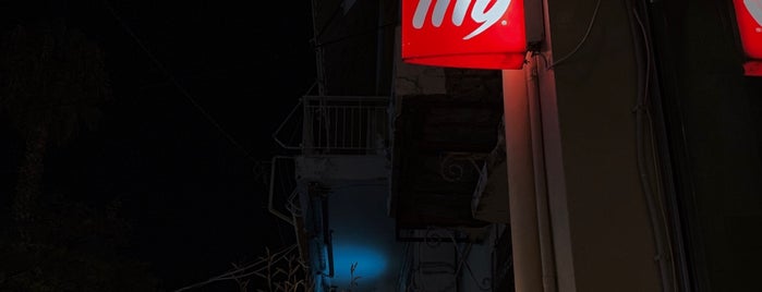 Illy Bar is one of Grantさんのお気に入りスポット.