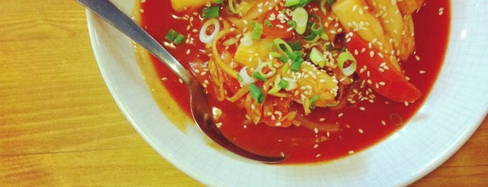 Topokki (떡볶이) is one of Plwm’s Liked Places.