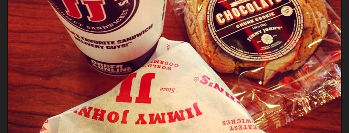 Jimmy John's is one of Davidさんのお気に入りスポット.