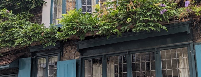 Kynance Mews is one of Saved places in London.