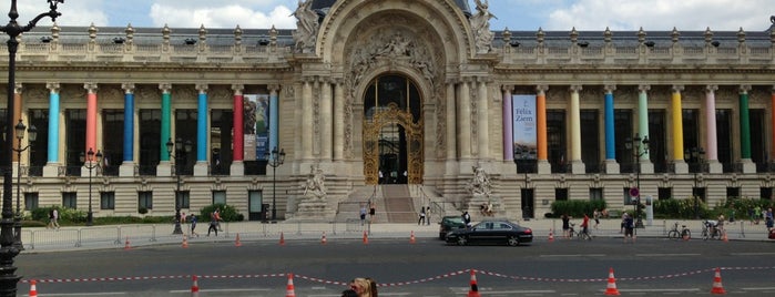 Petit Palais is one of Paris vacation spots.