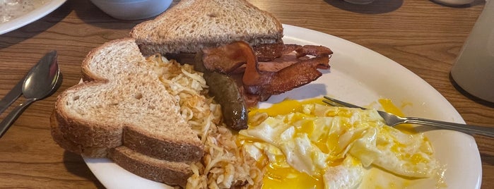 Five Forks Cafe is one of Burg Breakfast.