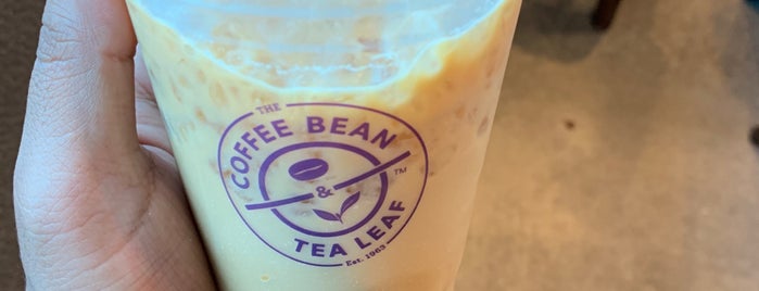 The Coffee Bean & Tea Leaf is one of Locais curtidos por Sherri.