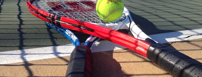 Juniper Valley Tennis Courts is one of Tempat yang Disukai Lover.