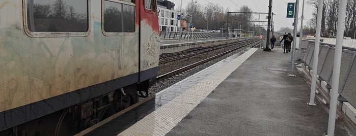 Gare de Diepenbeek is one of Bijna alle treinstations in Vlaanderen.