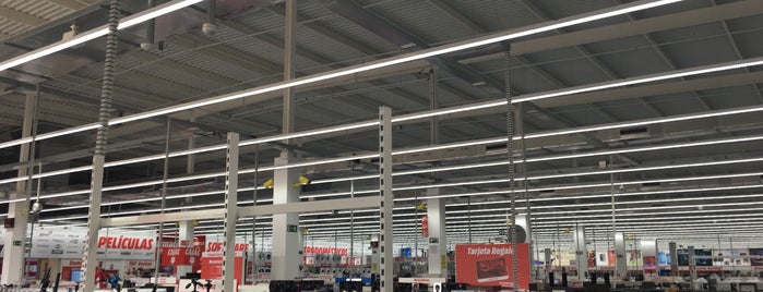 MediaMarkt is one of Lugares favoritos de Pedro.