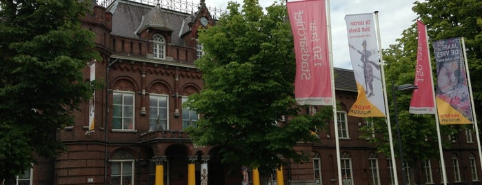 Breda's Museum is one of Orte, die Bernard gefallen.