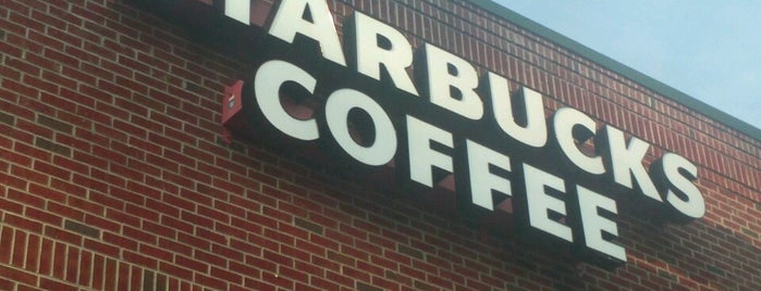 Starbucks is one of Orte, die Lauren gefallen.