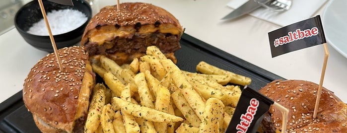 Nusr-Et Burger is one of Bir Gurmenin Seyir Defteri.