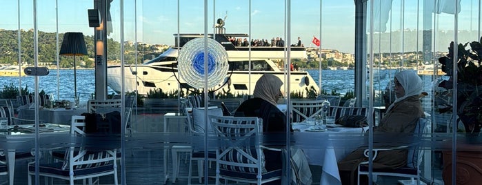 YALI Lounge is one of İstanbul.