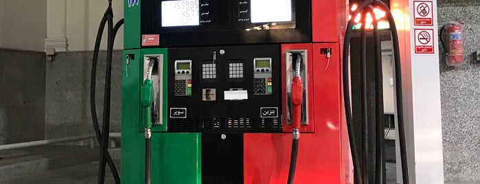 Gas Station | پمپ بنزین - جایگاه ۲۷ is one of Noraさんのお気に入りスポット.