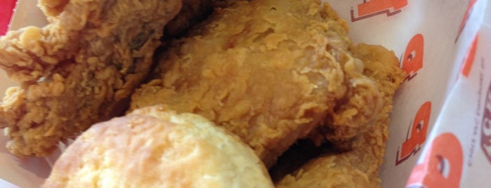 Popeyes Louisiana Kitchen is one of Eve McWoosley’s Liked Places.