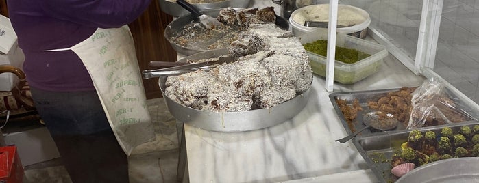Halep Tatlıcısı is one of Tatlı Dondurma.