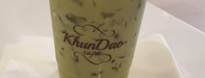 Khun Dao Thai Crepe is one of Cafe.