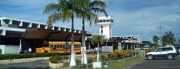 Philip S.W. Goldson International Airport (BZE) is one of Lugares favoritos de Lovely.