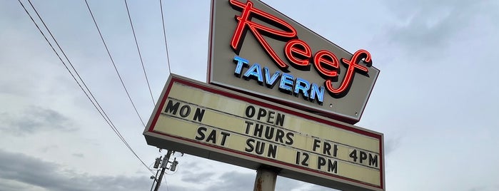 Kiniski's Reef Tavern is one of Nearby.