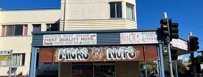 Mick's Nuts is one of Hunter Gatherer.