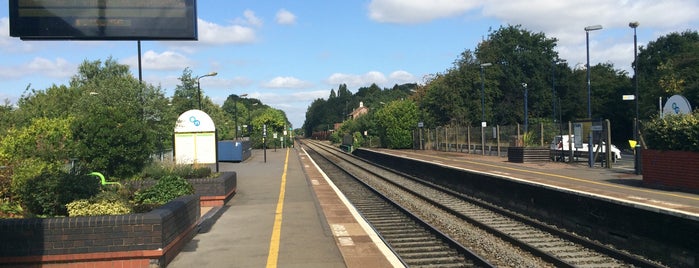 Widney Manor Railway Station (WMR) is one of Chiltern Railways.