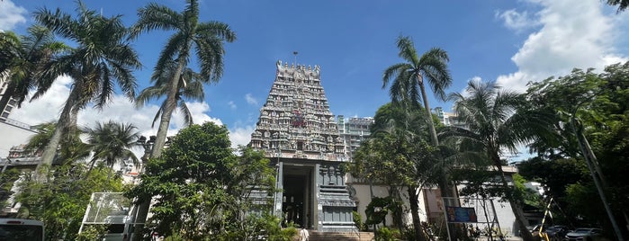 Sri Thendayuthapani Temple is one of Singapore Food and Cafe.