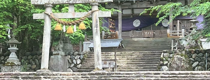白川八幡神社 is one of (◕‿‿◕) <わけが分からないよ その6[謎ベニュー].