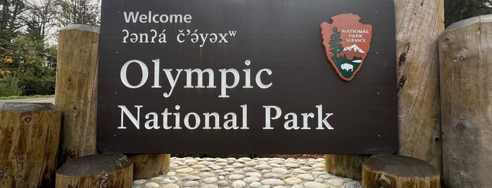 Olympic National Park is one of Washington.