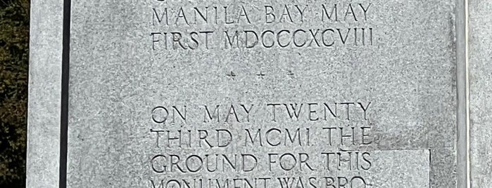 The Dewey Monument (Admiral George Dewey, 1837-1917) is one of San Francisco.