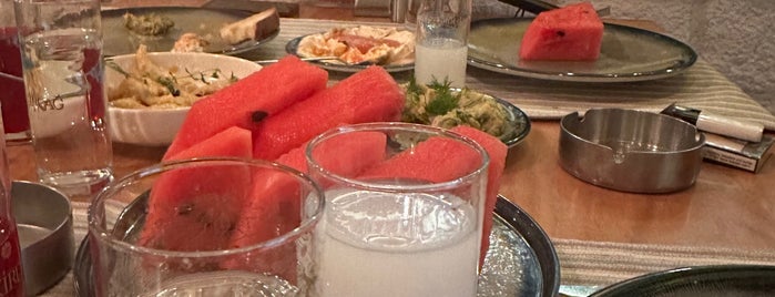 Köşem Balık & Meze is one of Hamdi ile gezelim yiyelim.
