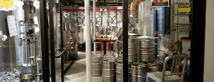 Itasca Brewing Company is one of Chicago area breweries.
