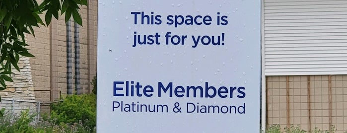 Best Western Plus Milwaukee Airport Hotel & Conference Center is one of Orte, die Fernando gefallen.