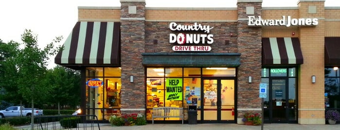 Country Donuts is one of David 님이 좋아한 장소.