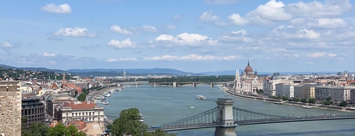 Musée historique de Budapest is one of Budapeşte.
