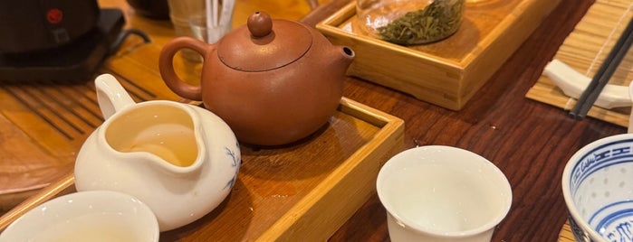 Lock Cha Tea House is one of Foodie's Favourites.