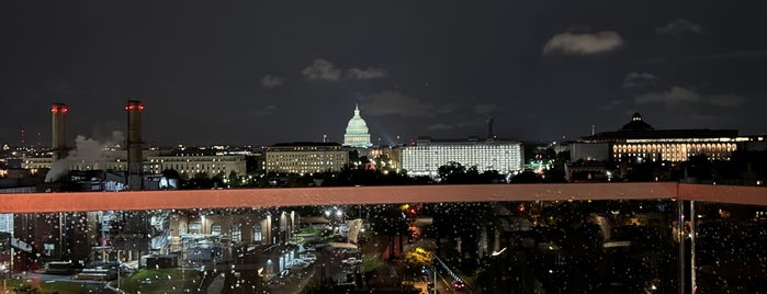 Smoke & Mirrors Rooftop is one of DC restaurants - New American.