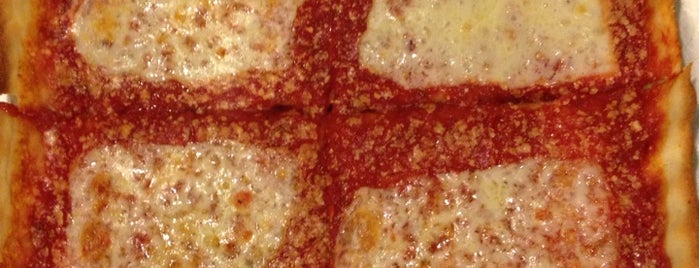 Rizzo's Fine Pizza is one of New York: Pizza.