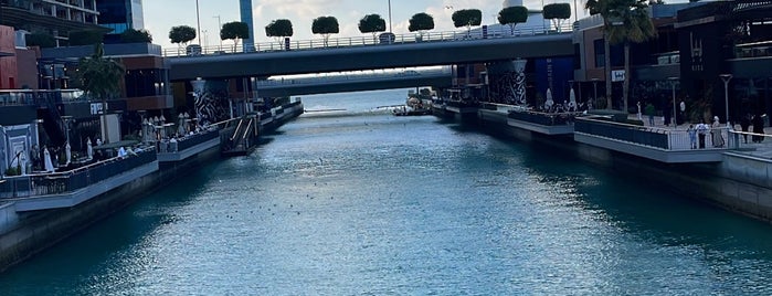 The Wharf is one of Tempat yang Disimpan Nouf.