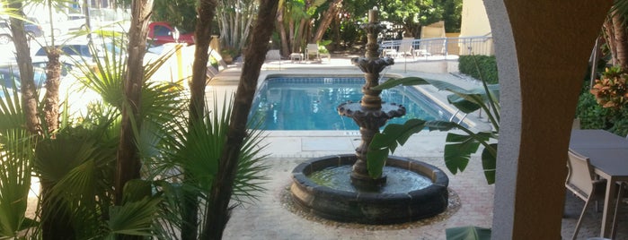 TropiRock Resort is one of Tempat yang Disukai Juan.