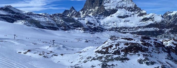 Klein Matterhorn is one of Orte, die Amit gefallen.