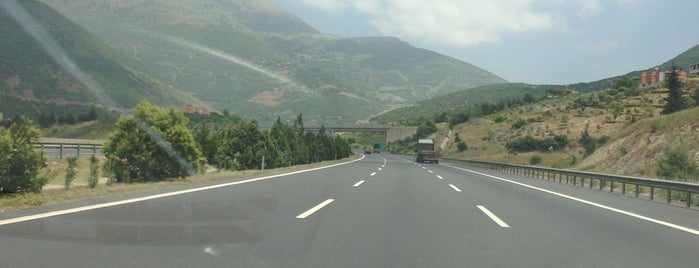 Adana-Gaziantep Otoban is one of Tempat yang Disukai HARUN.