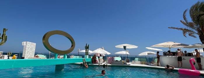 Santos Beach Club is one of Ibiza List.