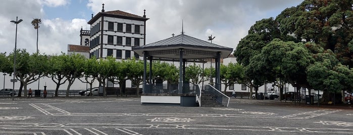 Campo de São Francisco is one of PD.