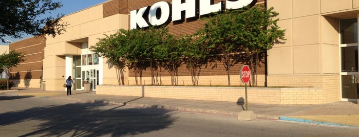 Kohl's is one of Orte, die Debra gefallen.