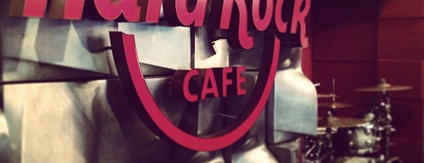 Hard Rock Cafe Bangkok is one of Christina'nın Beğendiği Mekanlar.