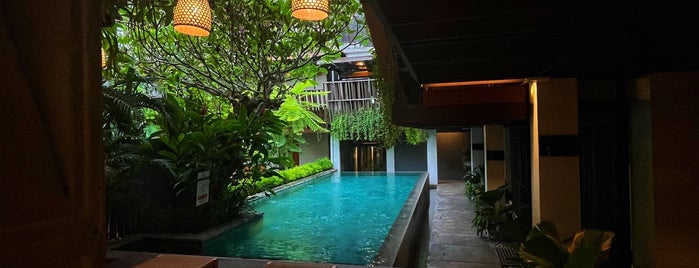 Kemilau Hotel & Villa is one of Canggu+.