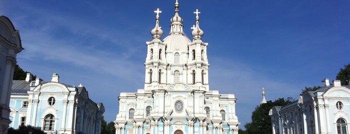 Площадь Растрелли is one of Наш Петербург (площади).